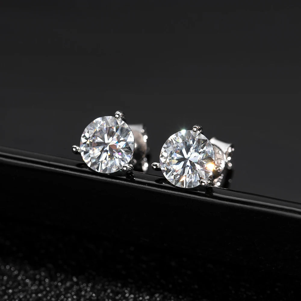 Round Moissanite Stud Earrings - Classic 925 Silver Setting